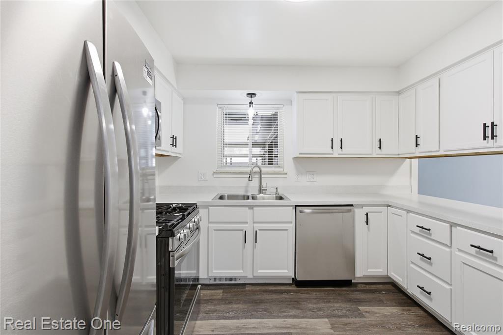 9223 Roosevelt Street, Taylor, MI 48180 — Photo 5
