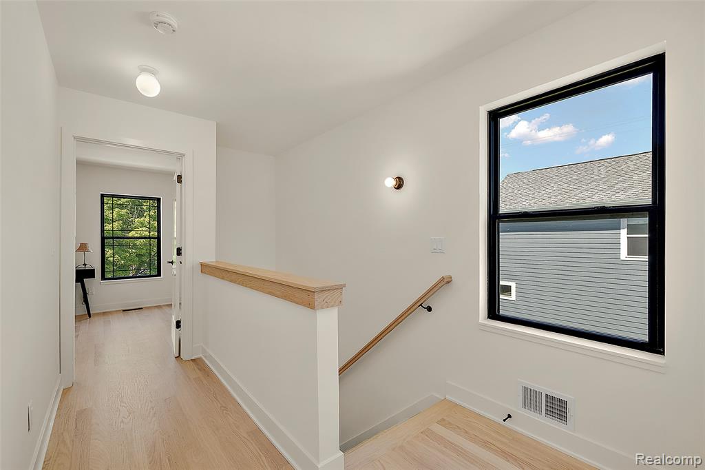 1482 Fischer Street, Detroit, MI 48214 — Photo 22