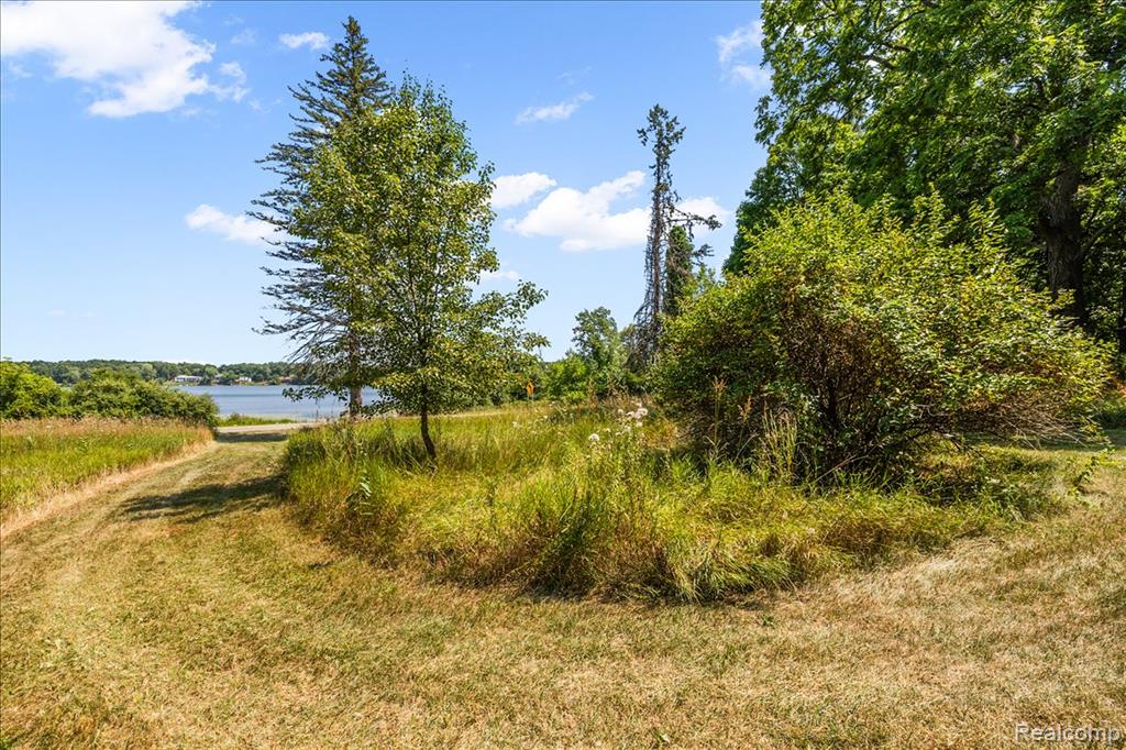 2770 Bogie Lake Road, White Lake, MI — Photo 11