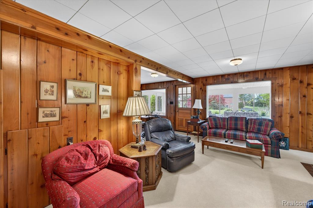 13960 Ridgewood Drive, Plymouth, MI 48170 — Photo 39