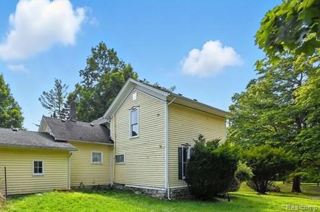 8127 Vassar Road, Grand Blanc, MI 48439 — Photo 2