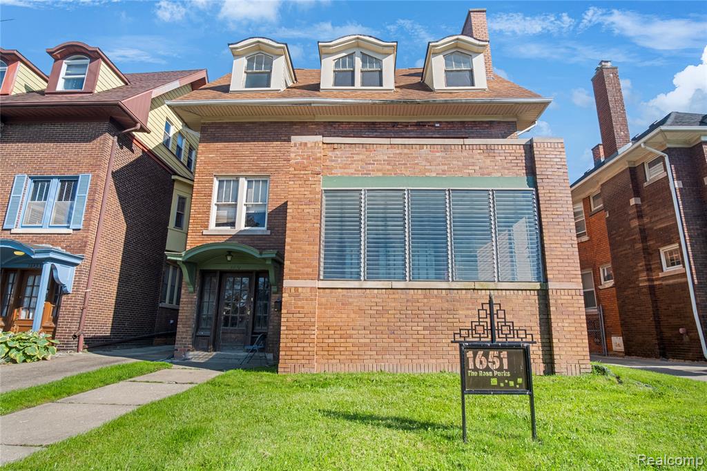 1651 Atkinson Street, Detroit, MI 48206