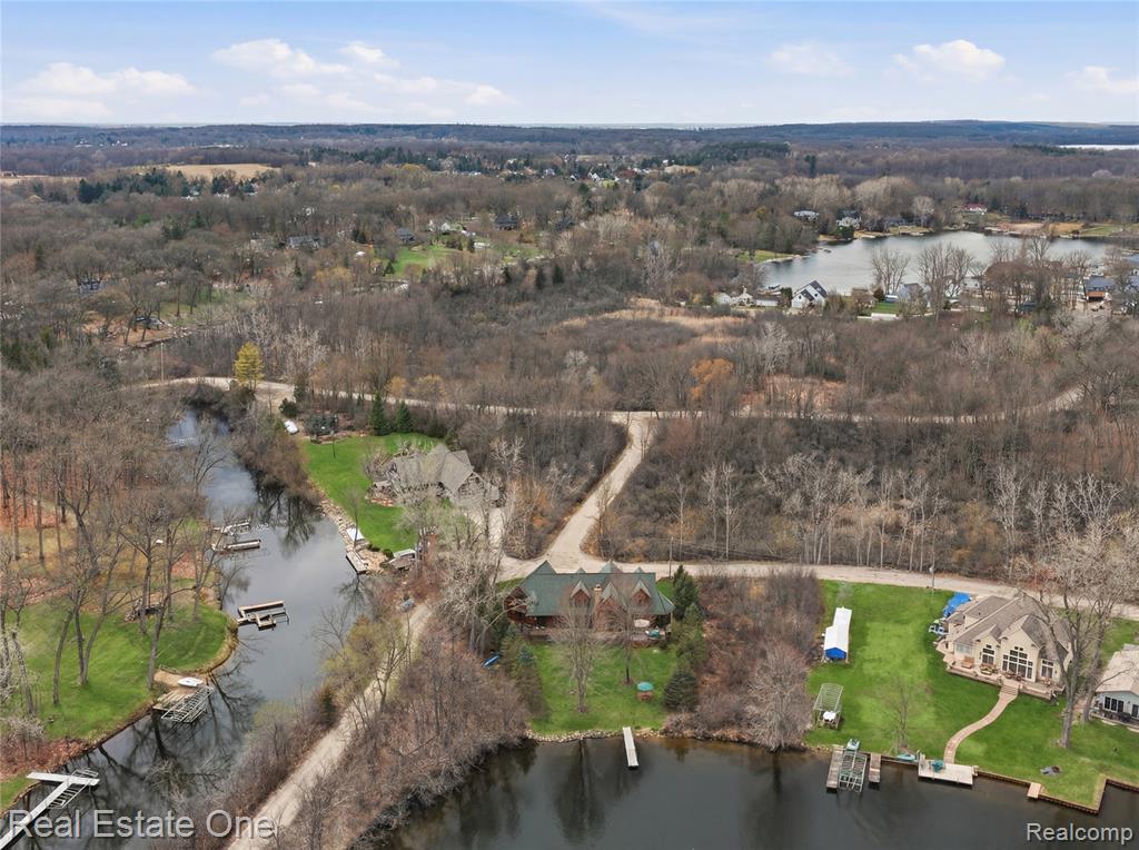 4529 Shoreview Lane, Whitmore Lake, MI 48189 — Photo 48