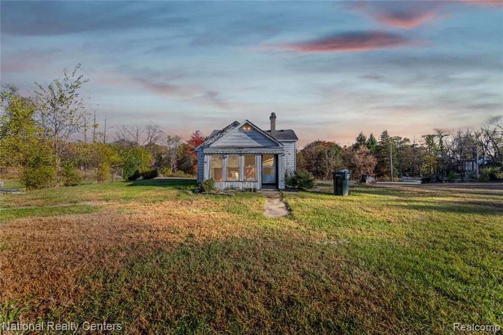8292 Pettysville Road, Hamburg, MI 48169 — Photo 10