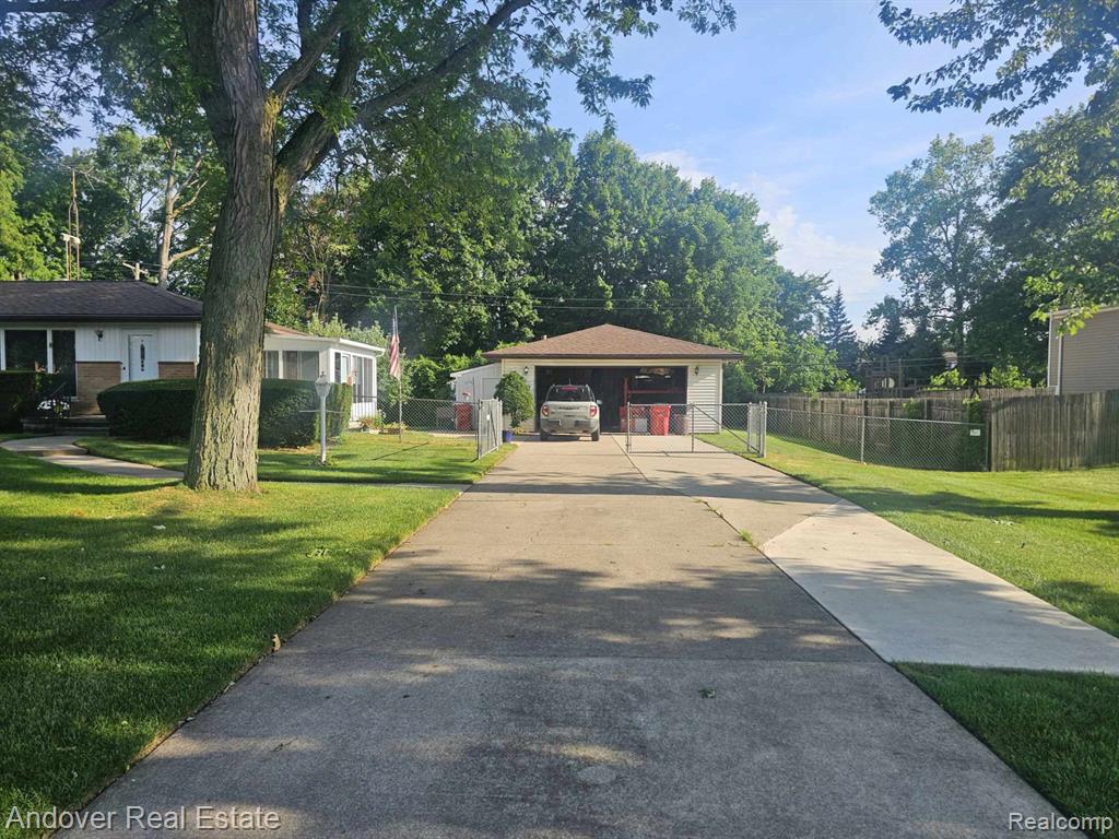 8060 Waschull Drive, Washington, MI — Photo 3