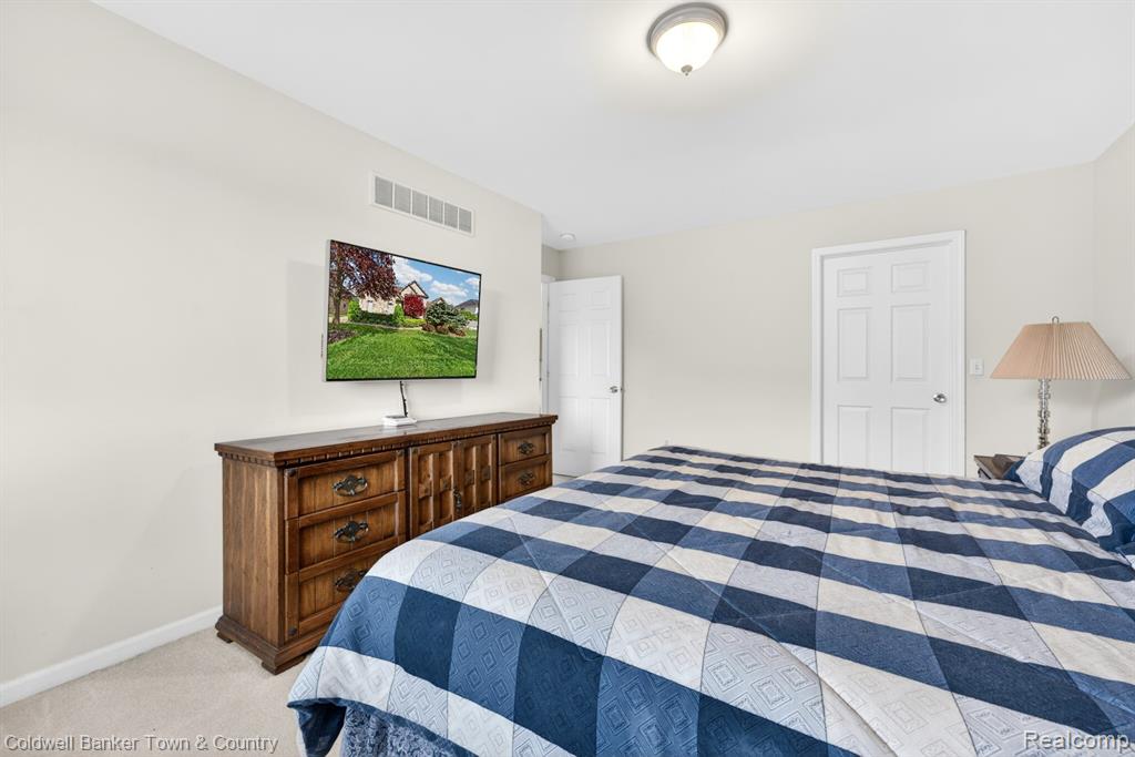 26974 Debiasi Drive, Romulus, MI 48174 — Photo 29