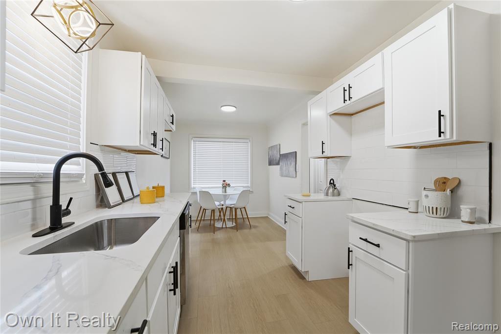 20190 Stansbury Street, Detroit, MI 48235 — Photo 13