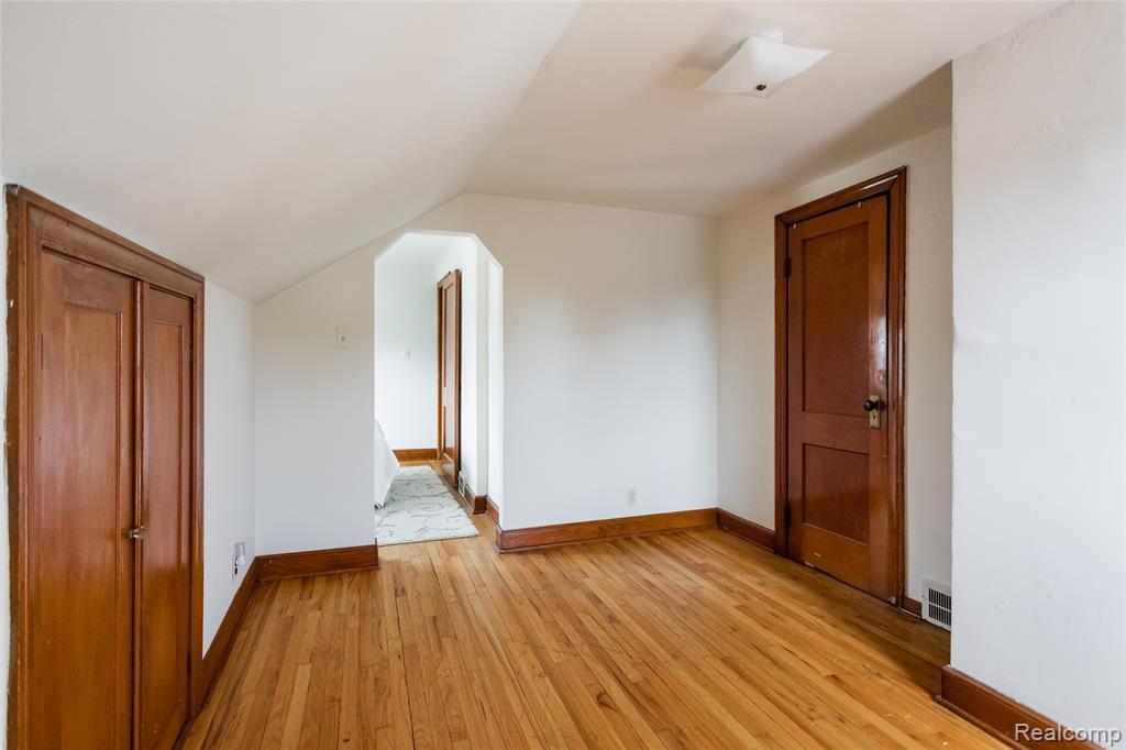 5045 Caniff Street, Hamtramck, MI 48212 — Photo 14