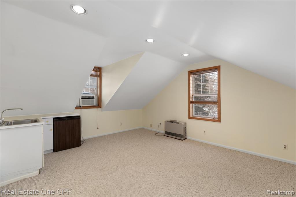 636 Middlesex Road, Grosse Pointe, MI 48230 — Photo 37