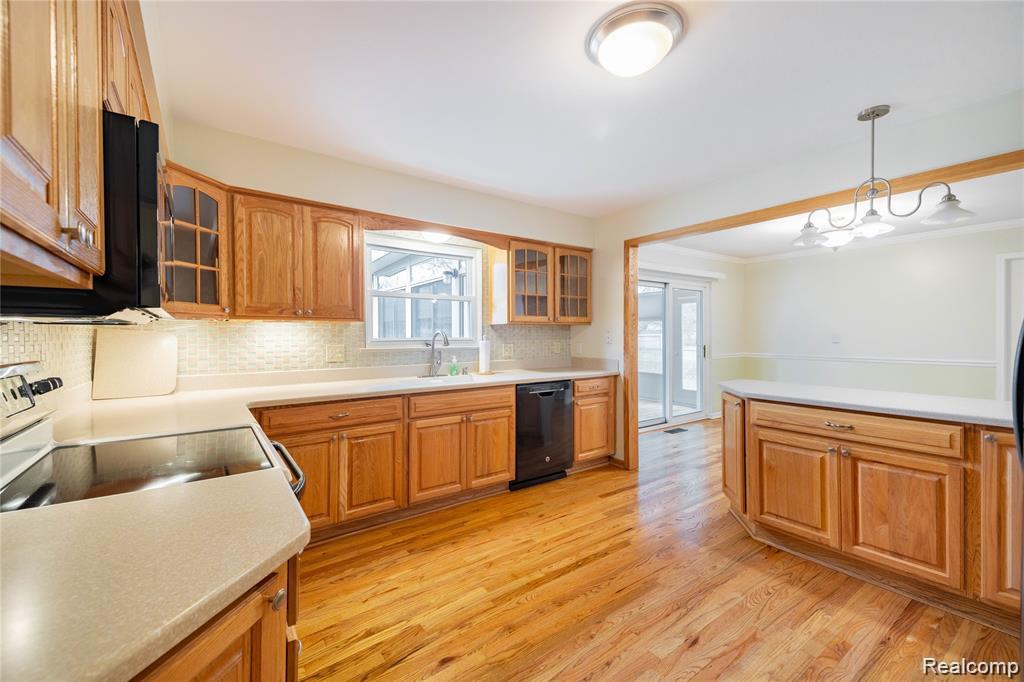 8258 Concord Road, Grosse Ile, MI 48138 — Photo 11