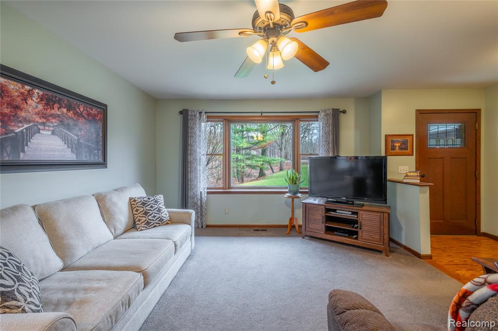 4250 Phillips Road, Metamora, MI 48455 — Photo 4