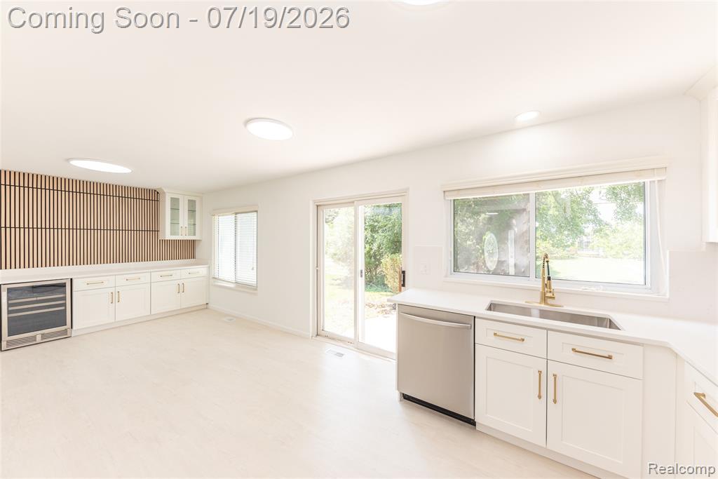 5994 Kingsfield Drive, West Bloomfield, MI — Photo 15