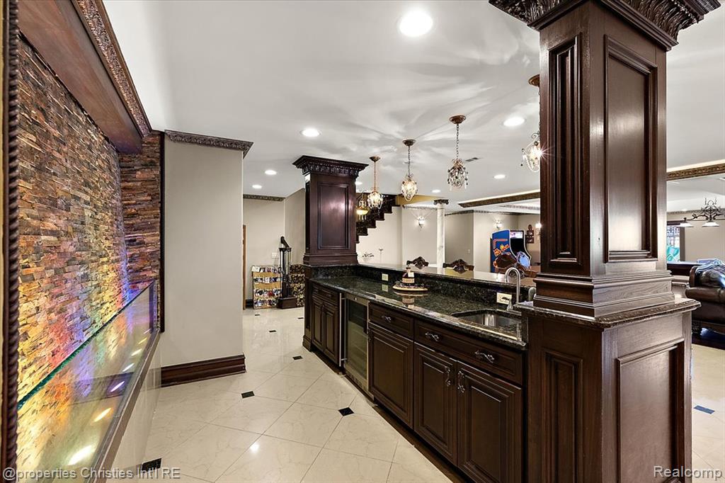 7220 Essex Drive, West Bloomfield, MI — Photo 89