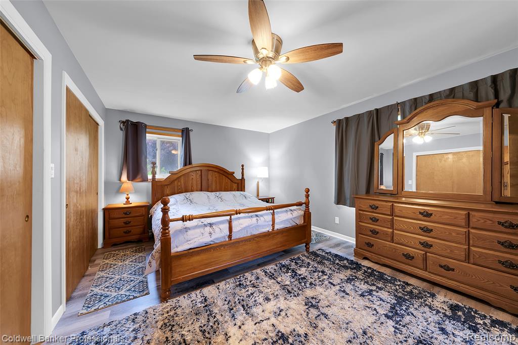 60 E Oakwood Road, Oxford, MI 48371 — Photo 11