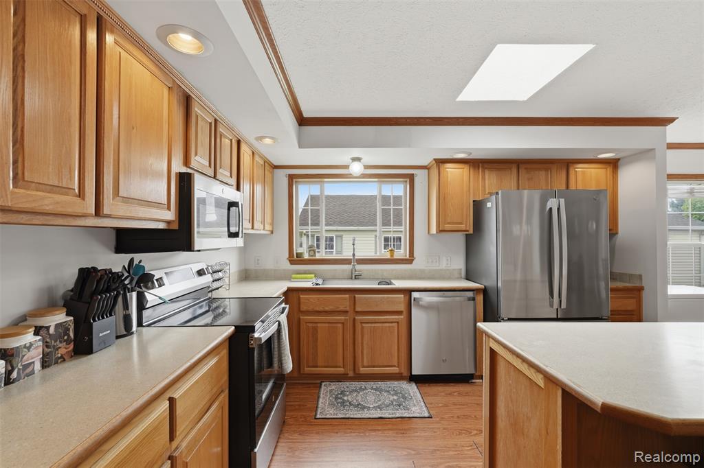 11105 Wood Run Circle, South Lyon, MI 48178 — Photo 11