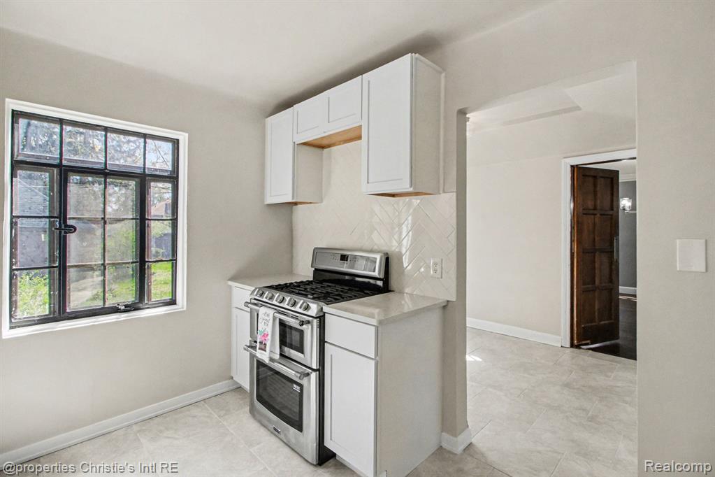 18944 Warrington Drive, Detroit, MI 48221 — Photo 9