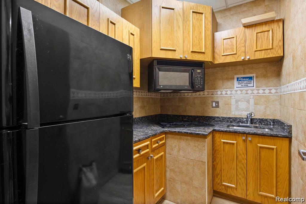 5641 Schaefer, Dearborn, MI 48126 — Photo 15
