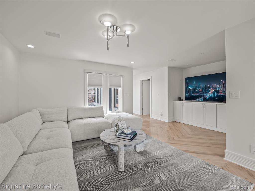 116 N 4 Avenue, Ann Arbor, MI 48104 — Photo 22