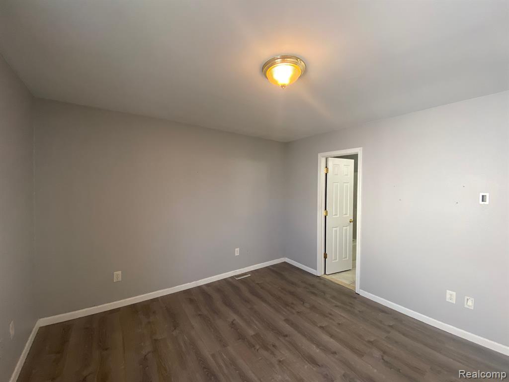5951 HURON Street, Taylor, MI — Photo 8