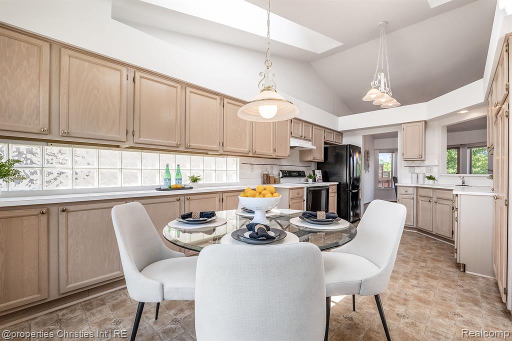 42833 HUNT CLUB Boulevard, Sterling Heights, MI 48314 — Photo 14