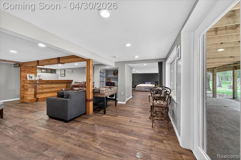 3945 N Vanstone Drive, Commerce Twp, MI 48382 — Photo 31