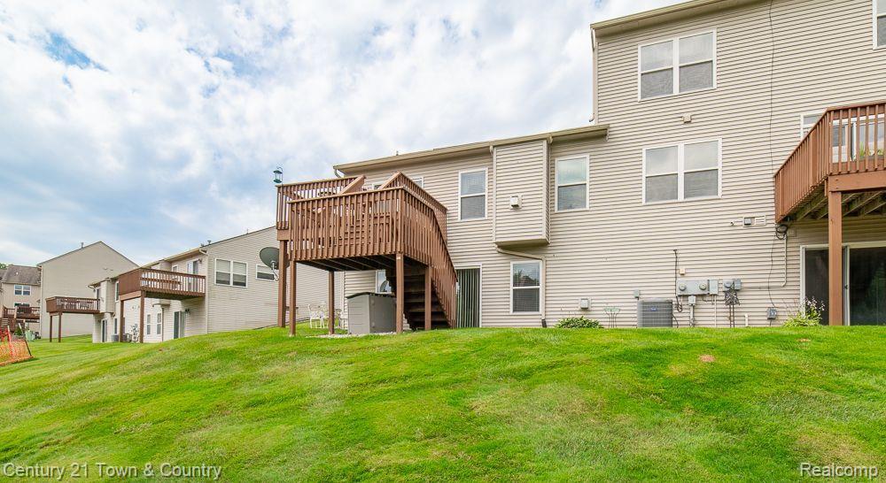 2647 KERRIA Drive, Howell, MI 48855 — Photo 41