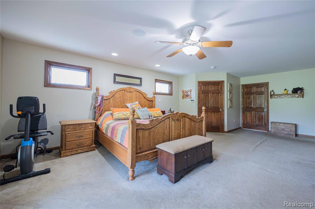 21855 Huron River Drive, New Boston, MI 48164 — Photo 17