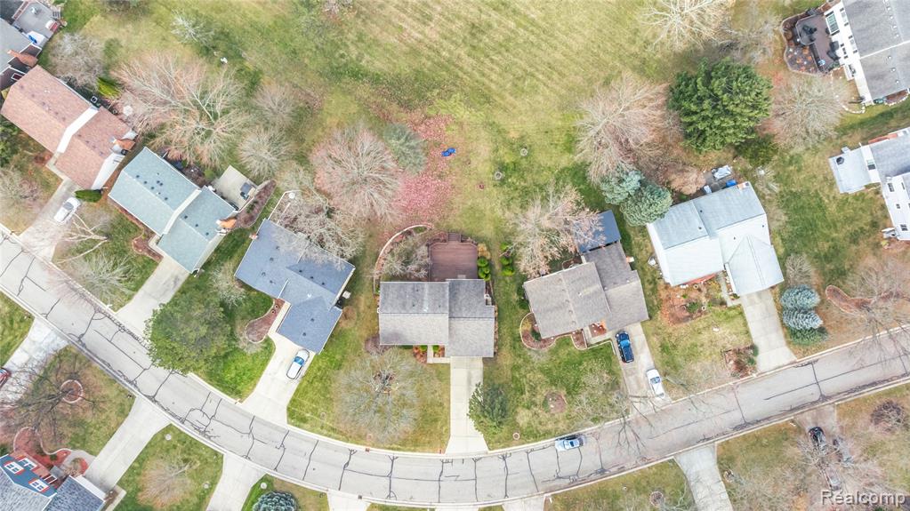 864 Dressler Lane, Rochester Hills, MI 48307 — Photo 43