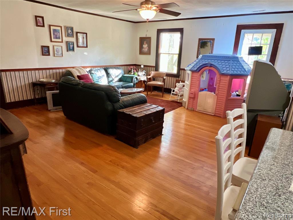 9280 RIVER Road, Clay, MI, 48001