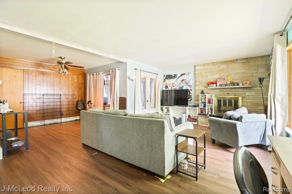 703 W Burnside Street, Caro, MI 48723 — Photo 9