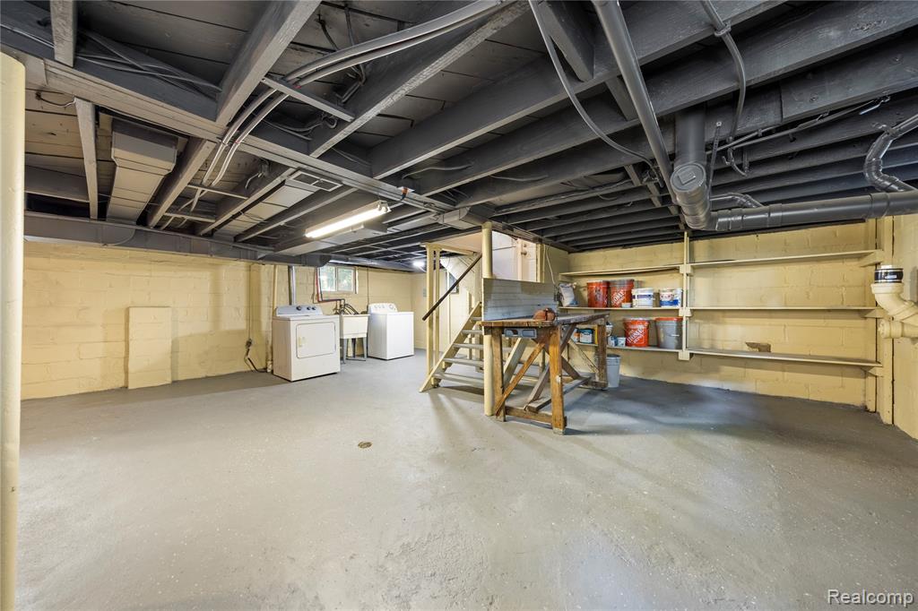 421 W Troy Street, Ferndale, MI 48220 — Photo 21
