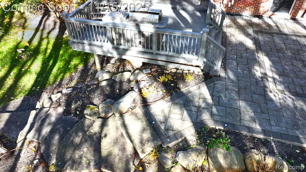 9751 Kingston Pointe Drive, Clarkston, MI 48348 — Photo 41