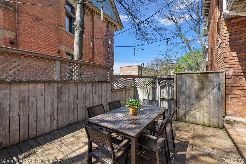 691 W CANFIELD Street, Detroit, MI 48201 — Photo 59