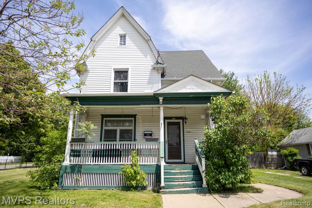 126 Clinton Street, Mount Clemens, MI 48043