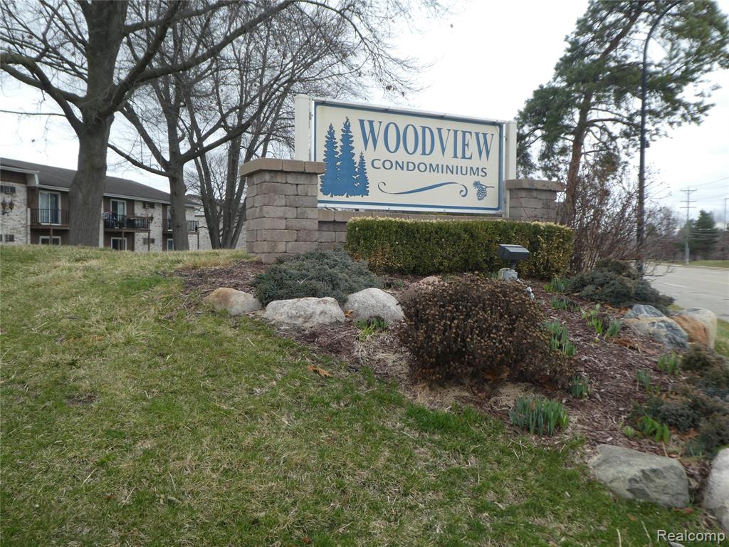 7482 Woodview Street, 4, Westland, MI — Photo 28