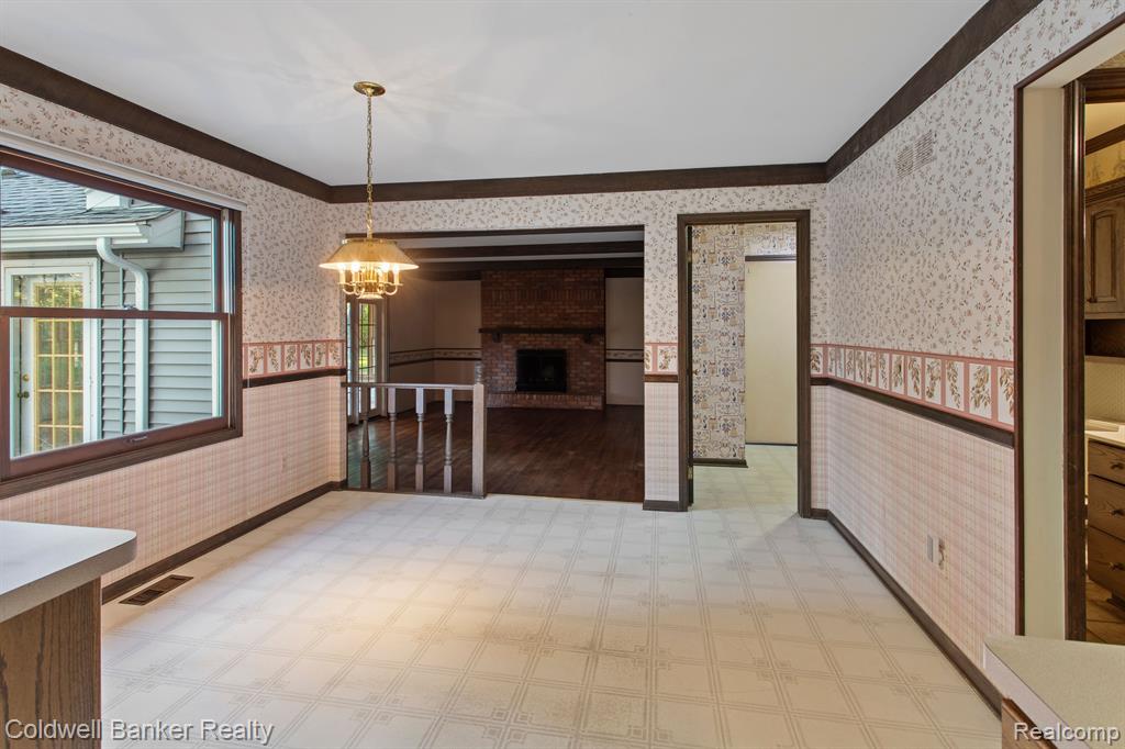16235 WINCHESTER Drive, Northville, MI 48168 — Photo 20