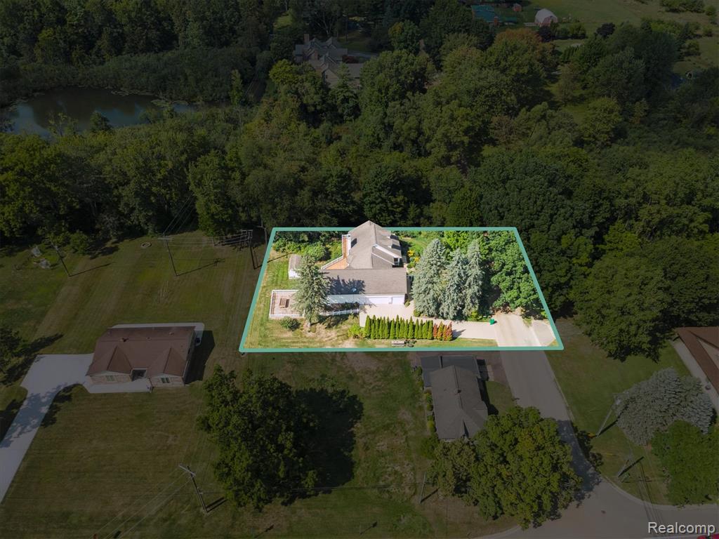 7127 Perry Lake Road, Clarkston, MI — Photo 75
