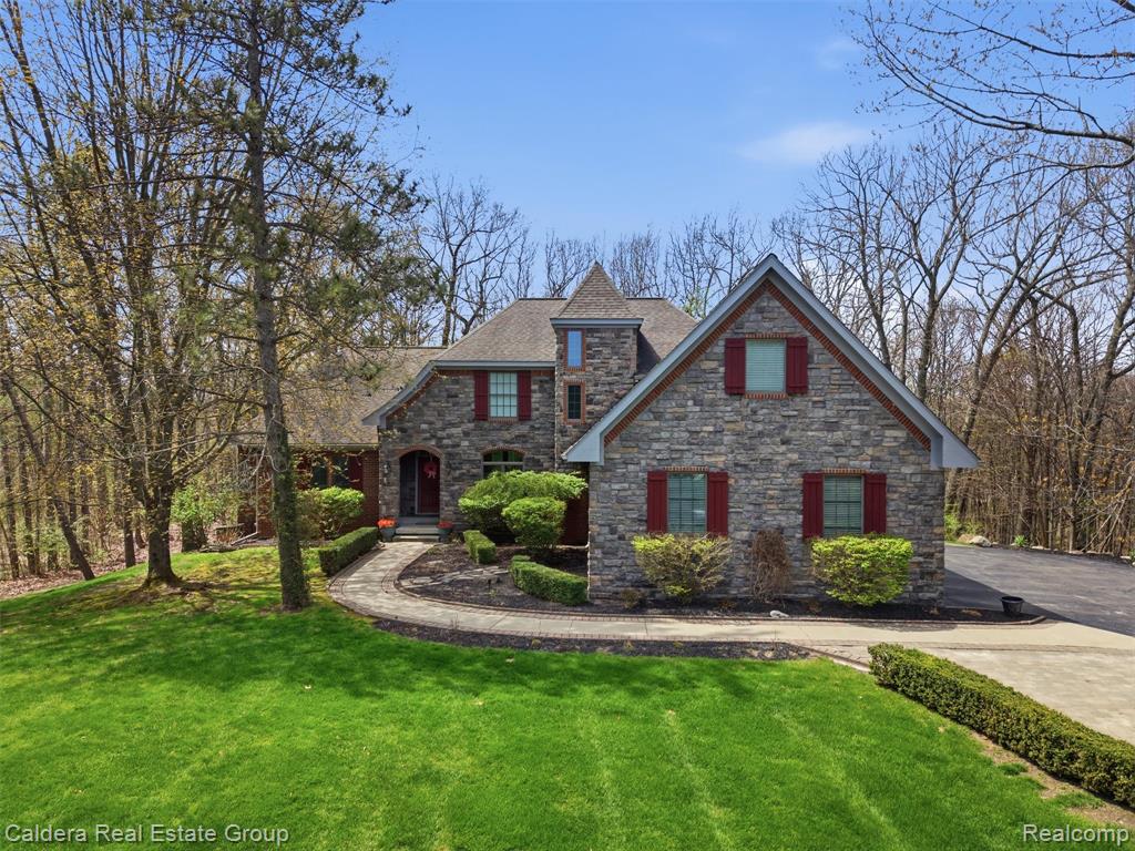 4416 Medford Hill Drive, Metamora, MI 48455 — Photo 2