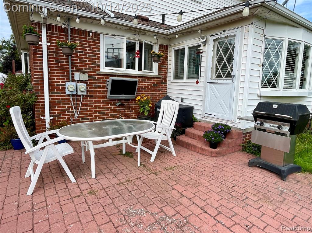 9325 RUTH AVE, Allen Park, MI 48101 — Photo 6