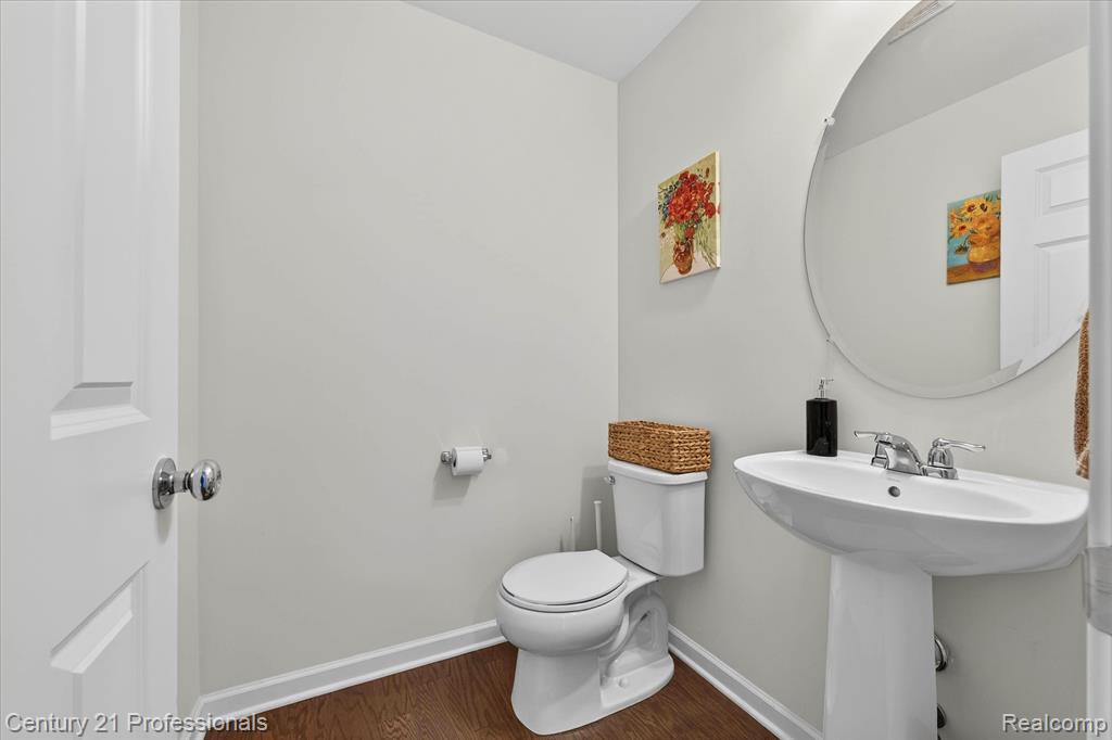54407 Heron Circle, New Baltimore, MI 48047 — Photo 12