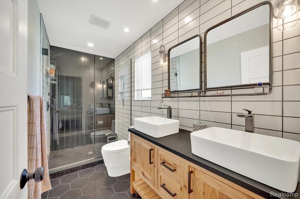 5612 Northcrest Crossing, Clarkston, MI — Photo 23