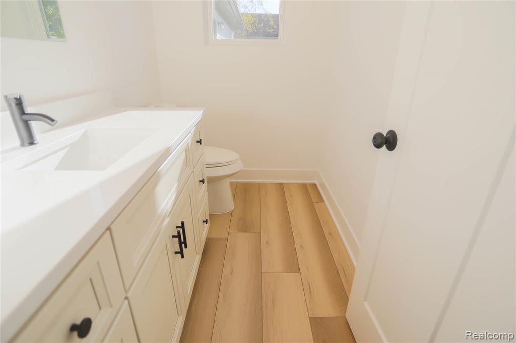 129 South Avenue, Mount Clemens, MI 48043 — Photo 17