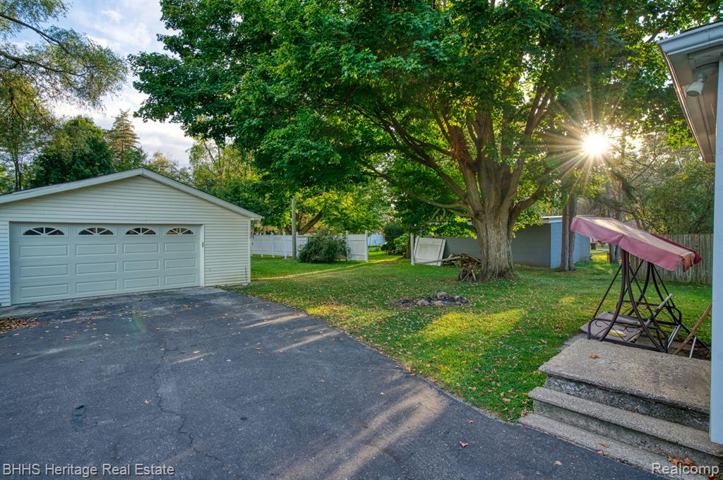 316 E WALNUT Street, Webberville, MI 48892 — Photo 24