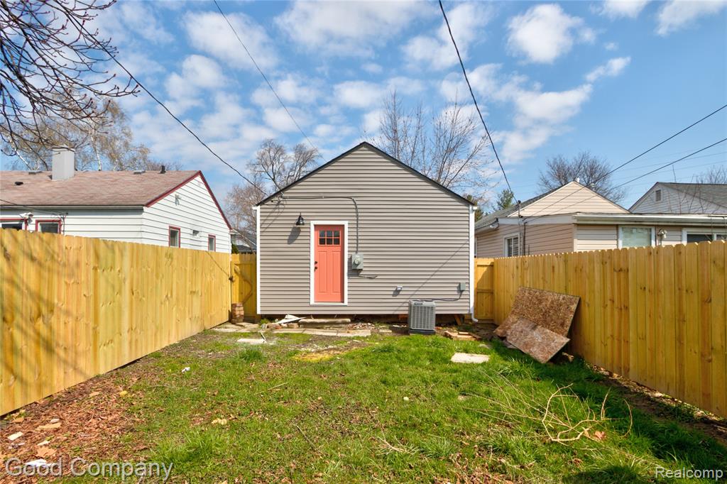 550 E Breckenridge Street, Ferndale, MI 48220 — Photo 36