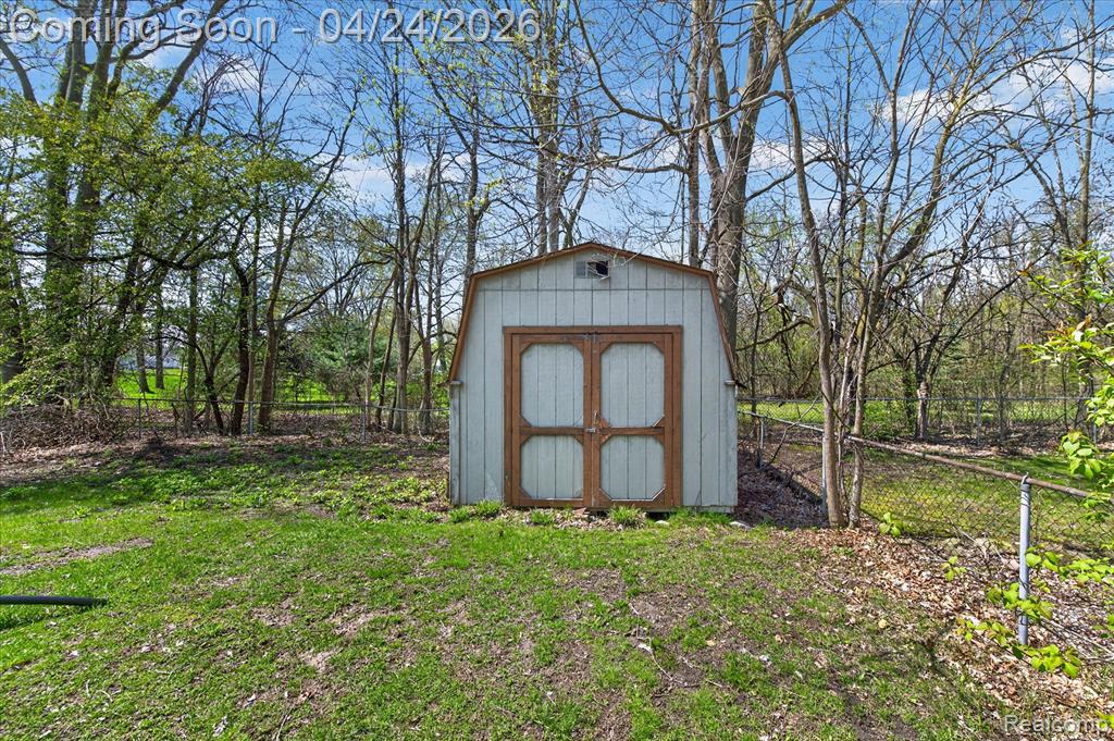 3165 Mac Avenue, Flint, MI 48506 — Photo 21