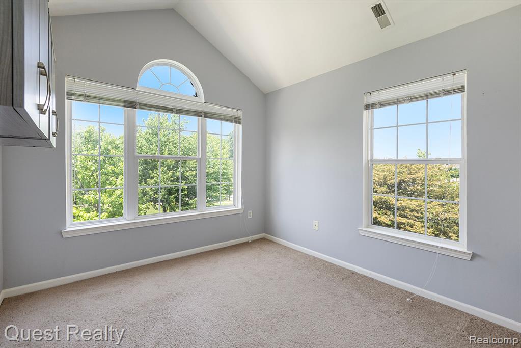 3332 PRIMROSE Lane, Ypsilanti, MI 48197 — Photo 17
