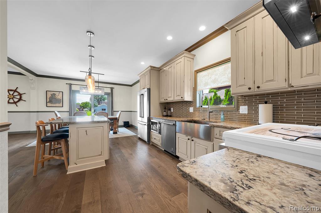 39611 Lakeshore Drive, Harrison Township, MI — Photo 20