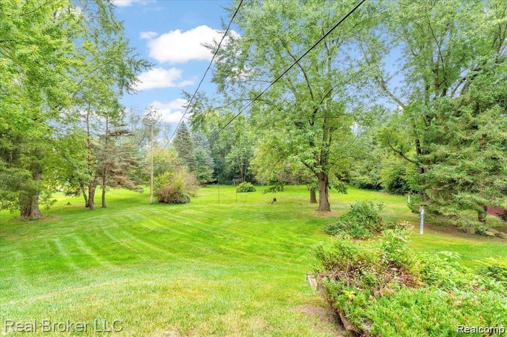 6083 WALDON Road, Clarkston, MI — Photo 9