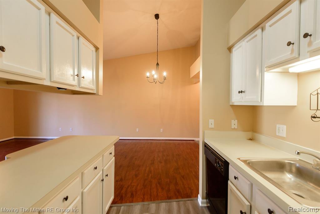 9635 WILDFLOWER Court, Van Buren, MI 48111 — Photo 13