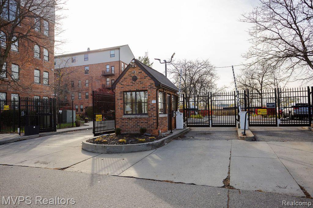 6533 E JEFFERSON Avenue, 137, Detroit, MI 48207 — Photo 25